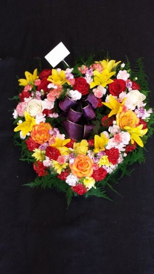 A Colourful Heart Wreath - Click Image to Close