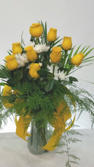 1 aa yellow roses lassie - Click Image to Close