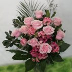 0 a Pastel Pink Rose Vase arrangement